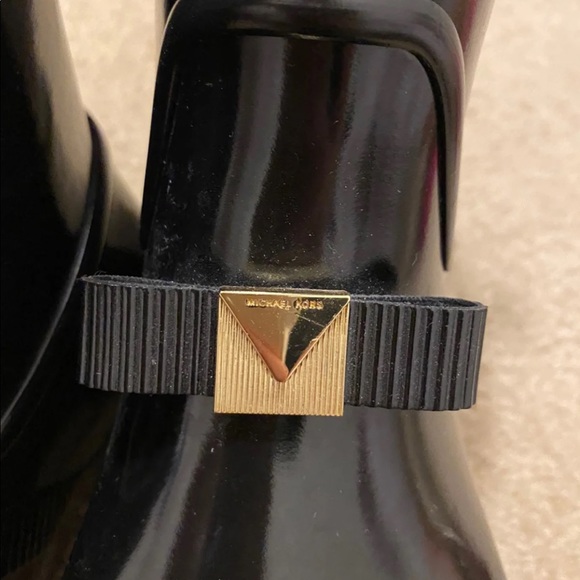 Michael Kors BRAND NEW Rain Boots - Picture 4 of 4